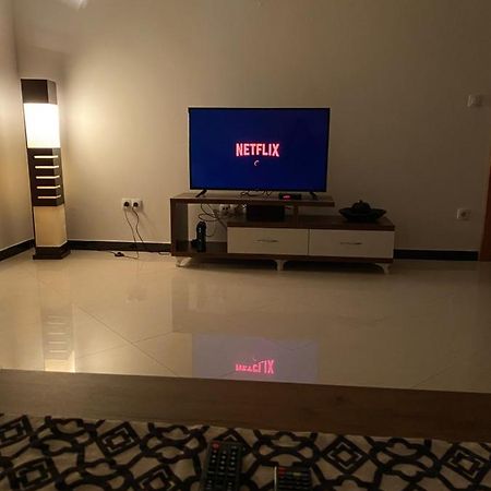 Capital Apartment Prishtina بريشتاين المظهر الخارجي الصورة