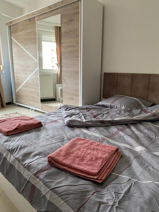 Capital Apartment Prishtina بريشتاين المظهر الخارجي الصورة