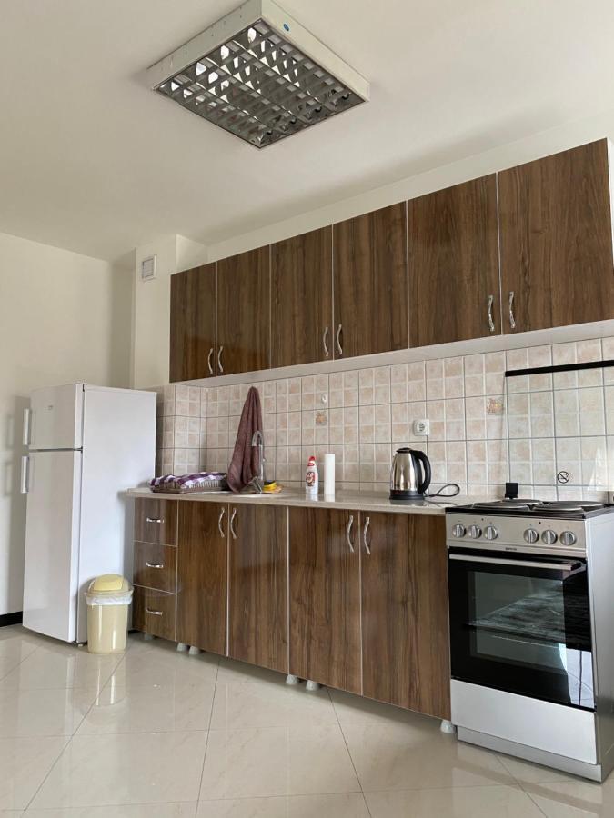 Capital Apartment Prishtina بريشتاين المظهر الخارجي الصورة