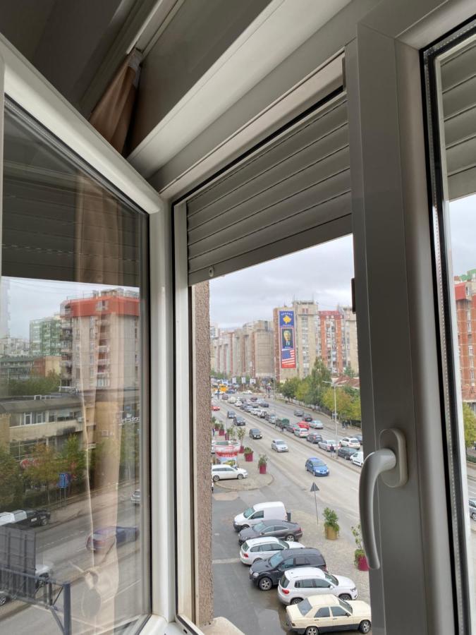 Capital Apartment Prishtina بريشتاين المظهر الخارجي الصورة