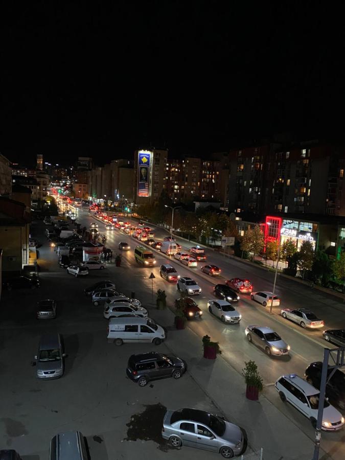 Capital Apartment Prishtina بريشتاين المظهر الخارجي الصورة