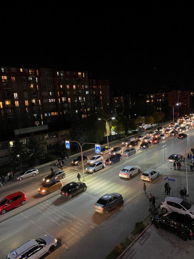 Capital Apartment Prishtina بريشتاين المظهر الخارجي الصورة